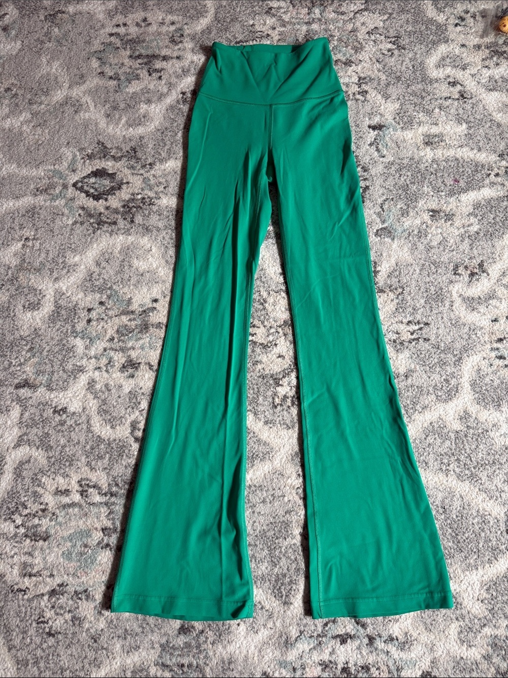 Lululemon Groove Super-High-Rise Flared Pant *Nulu Size 0
